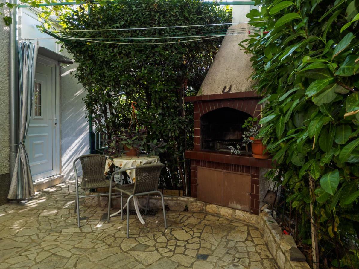 Relaxing Seaview Apartment Barac On Separated Floor 크리크베니카 외부 사진